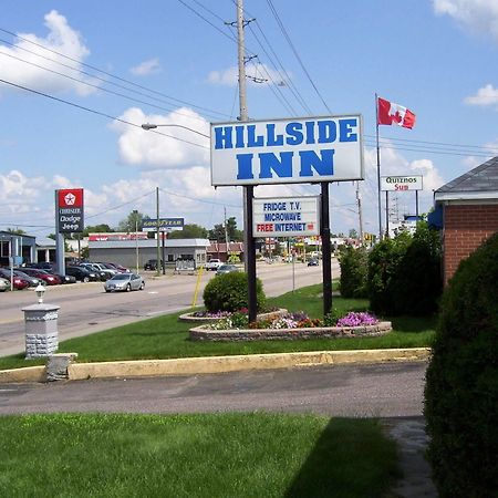 Hillside Inn Пембрук Екстериор снимка